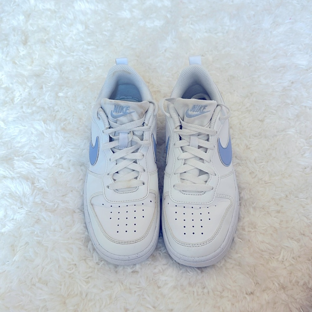 Nike Kids White and Light Blue Sneakers